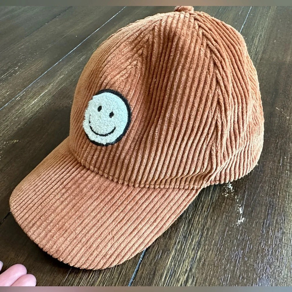 David & Young remember to smile hat - Picture 2 of 13